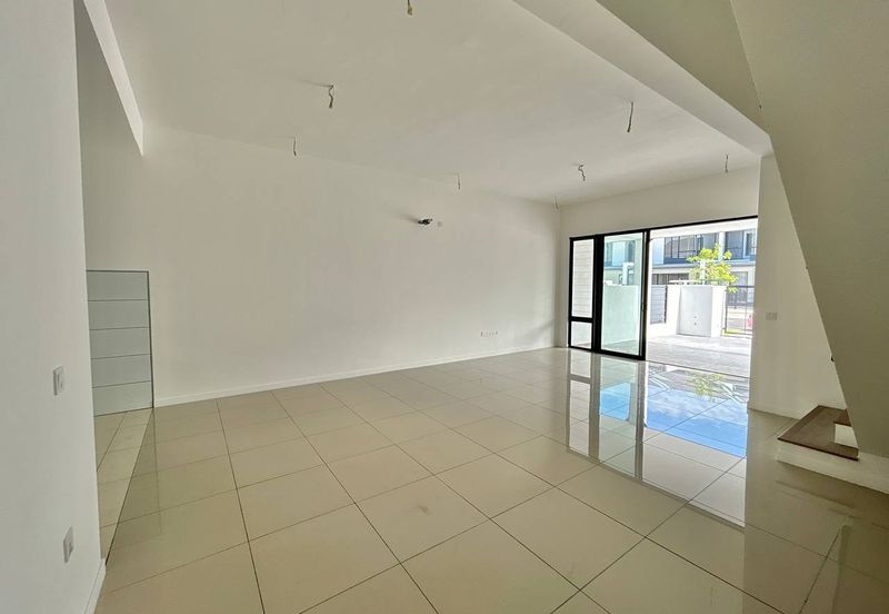 Nadira 3 @ Bukit Raja