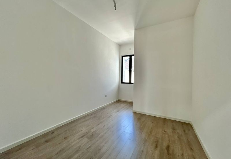 Nadira 3 @ Bukit Raja