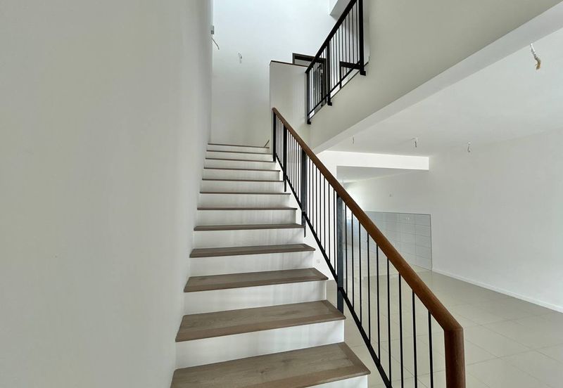 Nadira 3 @ Bukit Raja