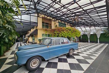 Villa with Land & Fully Furnished, Near TRX For Investment @ Desa Pandan, KL