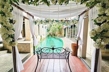 Villa with Land & Fully Furnished, Near TRX For Investment @ Desa Pandan, KL