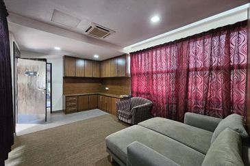 Villa with Land & Fully Furnished, Near TRX For Investment @ Desa Pandan, KL