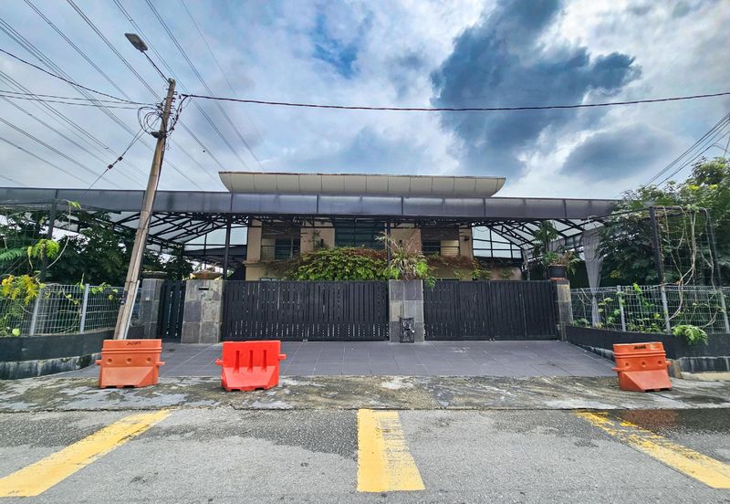 Villa with Land & Fully Furnished, Near TRX For Investment @ Desa Pandan, KL