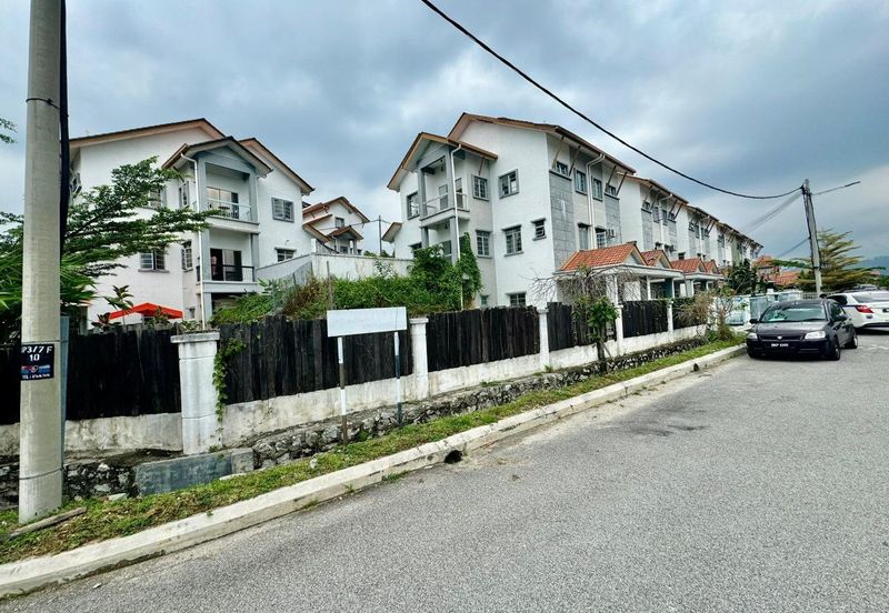 Somerset Ville, Taman Ukay Perdana