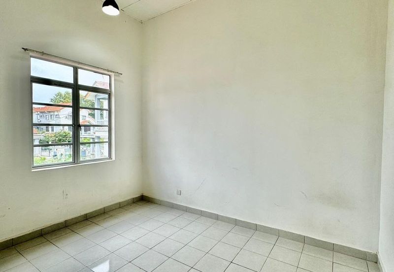 Somerset Ville, Taman Ukay Perdana