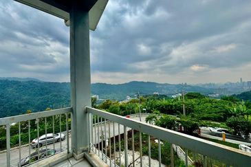 Somerset Ville, Taman Ukay Perdana