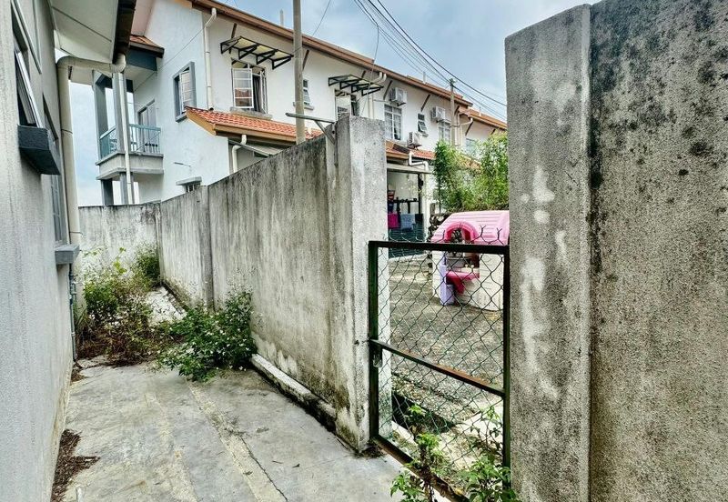 Somerset Ville, Taman Ukay Perdana