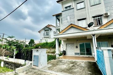 Somerset Ville, Taman Ukay Perdana