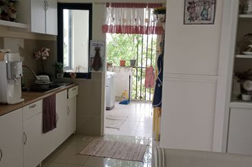 Crescent Park Townvilla