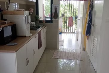 Crescent Park Townvilla