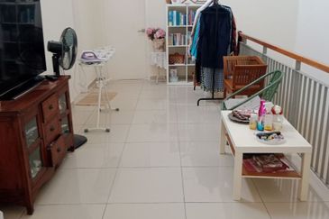 Crescent Park Townvilla