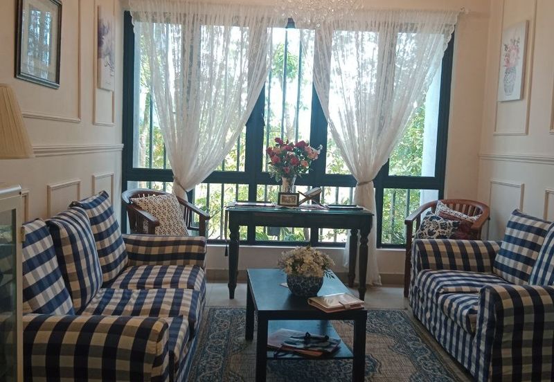 Crescent Park Townvilla