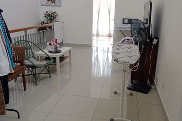 Crescent Park Townvilla