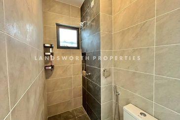 Seksyen 30, Shah Alam