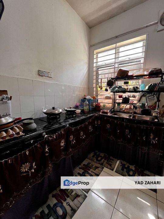 Easy Access to Puchong & Completed with Tabletop and Grilled @ Seksyen 29, Shah Alam, Selangor, Shah Alam