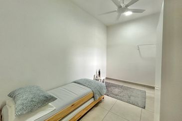 Canopy Hills Apartment