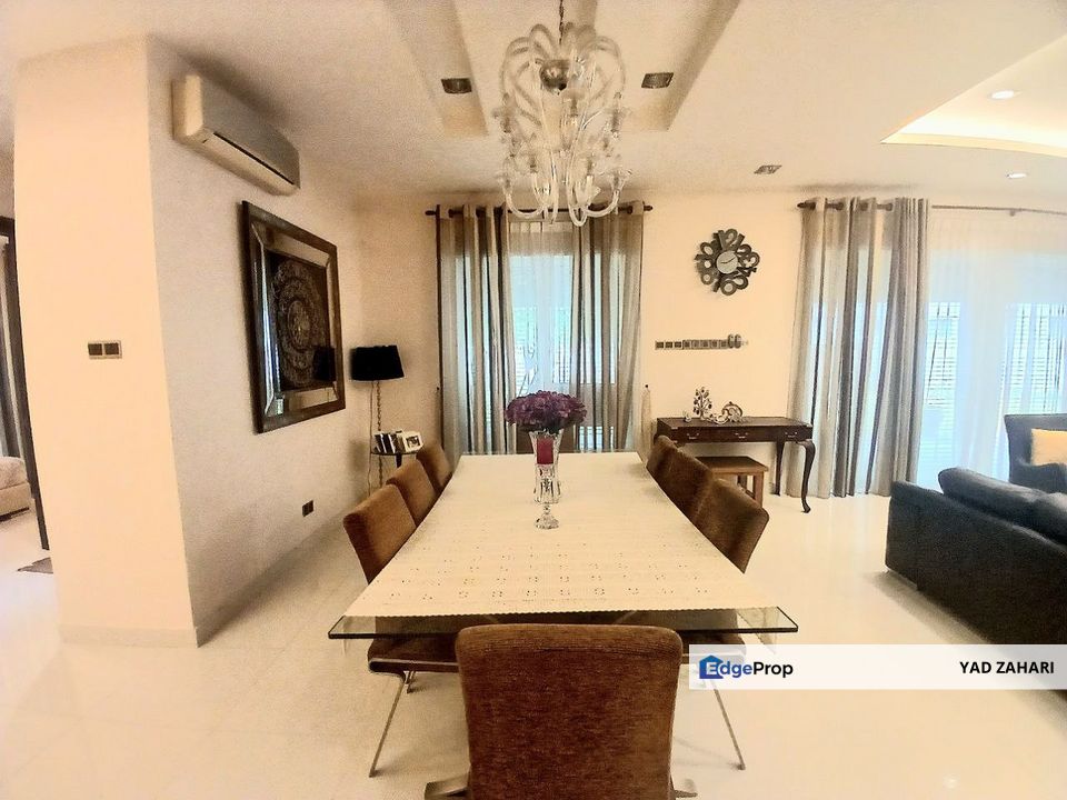 Cornerlot with Huge Land and Renovated with Extra Bedrooms @ Taman Mutiara Gombak, Gombak, Selangor, Gombak