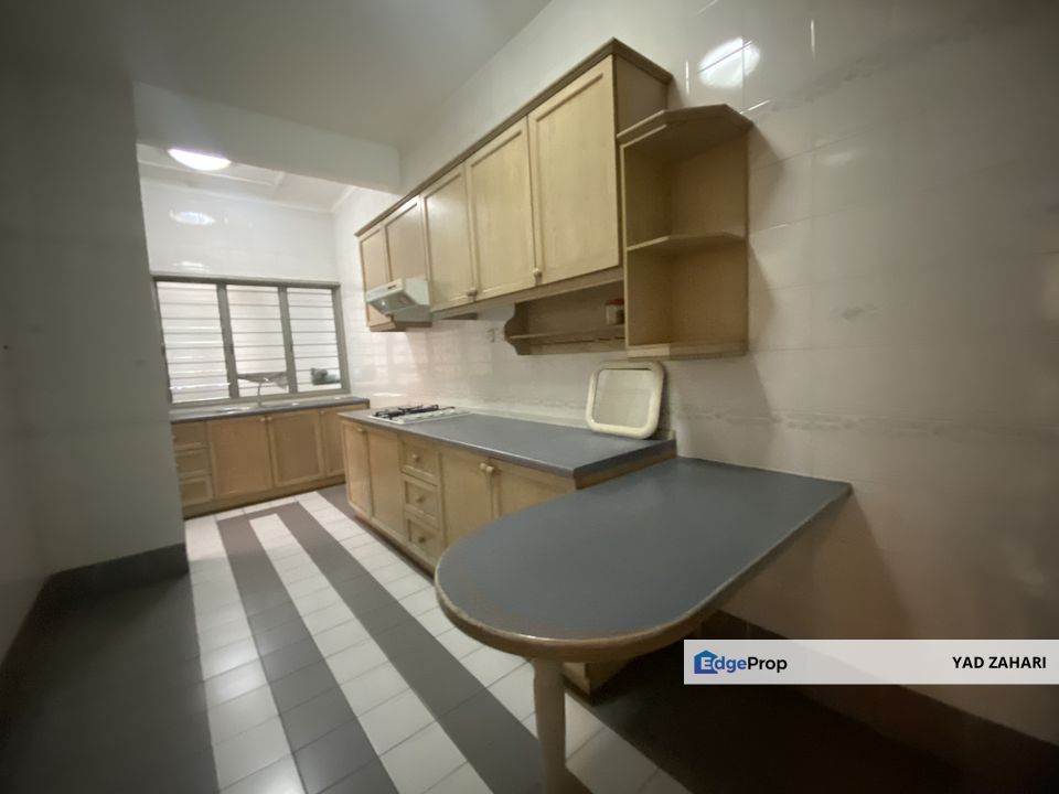 Renovated Unit & Nearby MRT Bandar Utama Barat @ Ara Damansara Residence, KL, Selangor, Ara Damansara