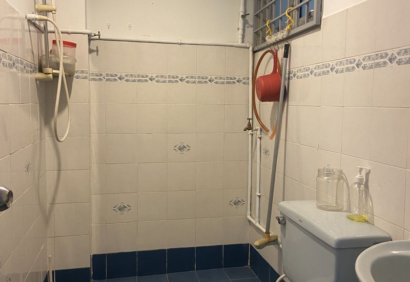 Renovated Unit & Nearby MRT Bandar Utama Barat @ Ara Damansara Residence, KL