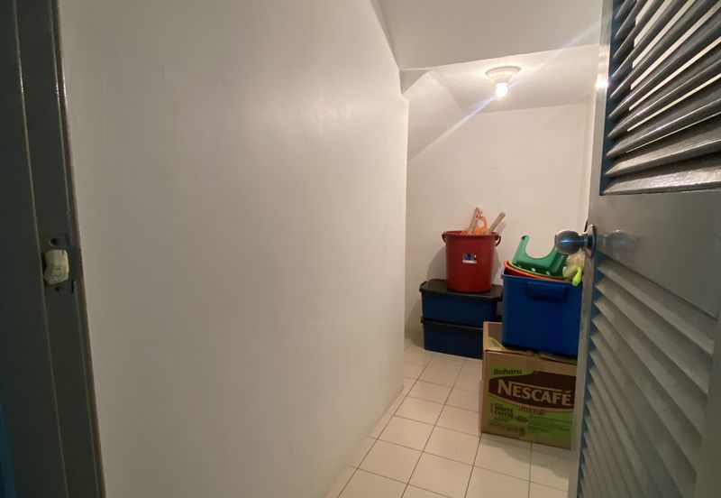 Renovated Unit & Nearby MRT Bandar Utama Barat @ Ara Damansara Residence, KL