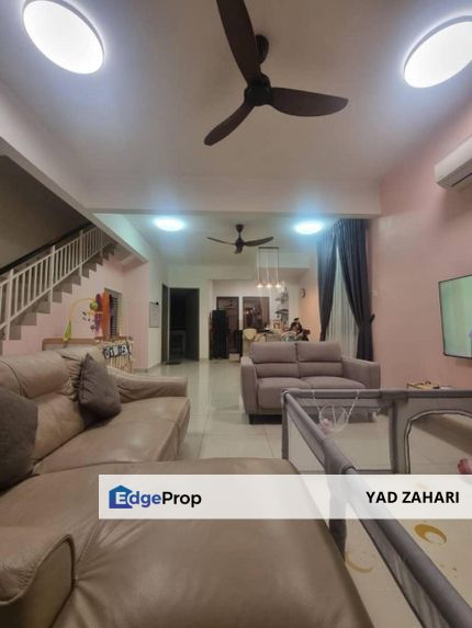 Endlot 2-Storey Terrace & Renovated @ Diamond City, Semenyih, Selangor, Semenyih