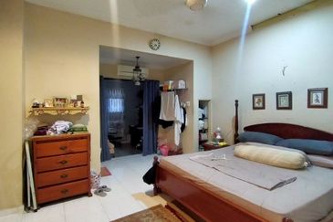 Unit with Attic & Renovated @ Taman Setiawangsa, KL