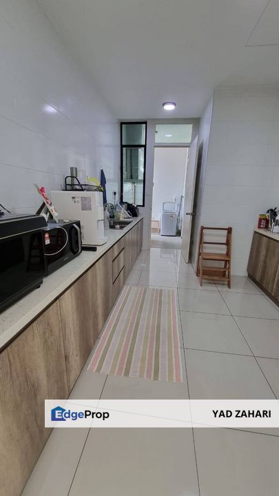 Semi-D with Bathtub & Built-In Kitchen Cabinet @ Tenderfields, Eco Majestic, Semenyih, Selangor, Semenyih