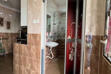 Seksyen 2, Shah Alam