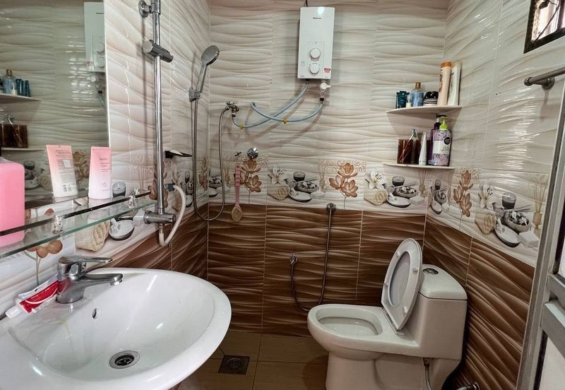 Seksyen 2, Shah Alam