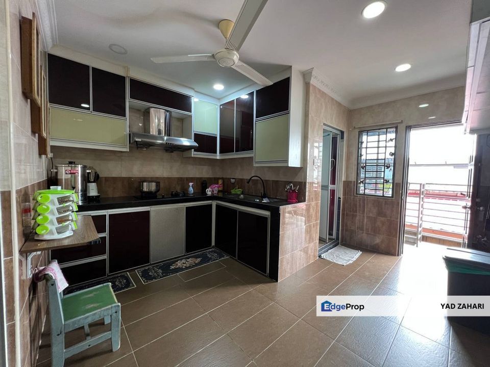 Partly Furnished and Good for Investment @ Seksyen 2, Shah Alam, Selangor, Shah Alam