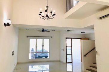 Parkfield Residences, Tropicana Heights