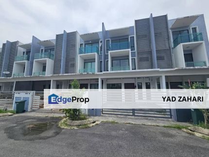 Freehold & Renovated 3-Storey Terraced @ Bangi Vista, Kajang, Selangor, Bangi