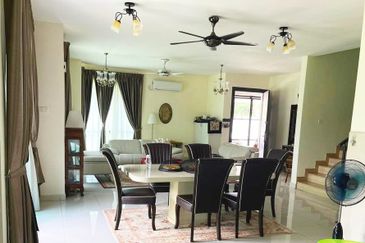 [Corner Lot] Built In Wardrobe & Kitchen Cabinet and Solar Power @ Bidai Residence Bukit Jelutong