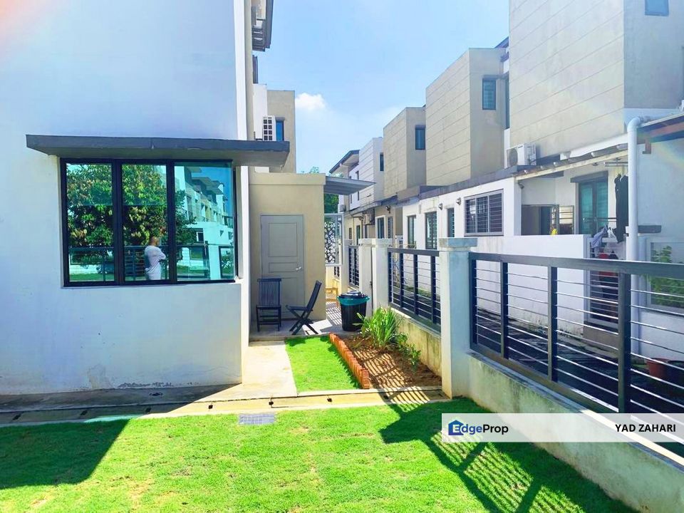 Semi Furnished, Freehold & Non Bumi @ Zircona, Alam Impian, Selangor, Shah Alam