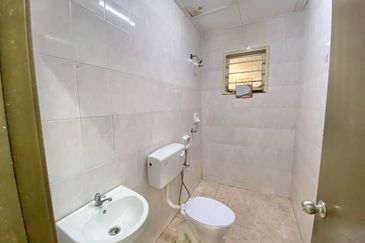 Pangsapuri Seri Pegaga, Desa Alam