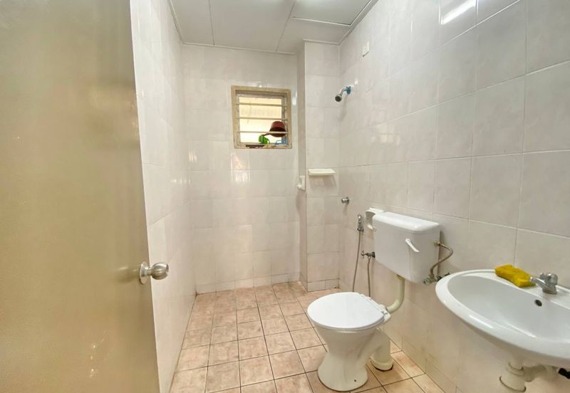 Pangsapuri Seri Pegaga, Desa Alam