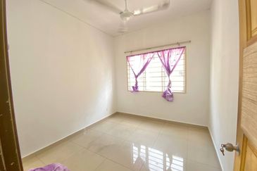 Pangsapuri Seri Pegaga, Desa Alam