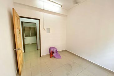 Pangsapuri Seri Pegaga, Desa Alam