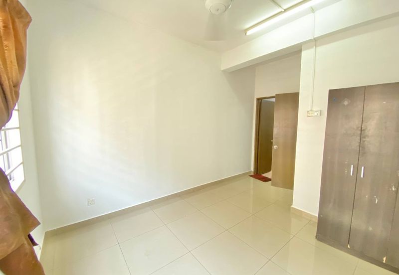 Pangsapuri Seri Pegaga, Desa Alam