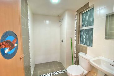 Villa Park Condominium