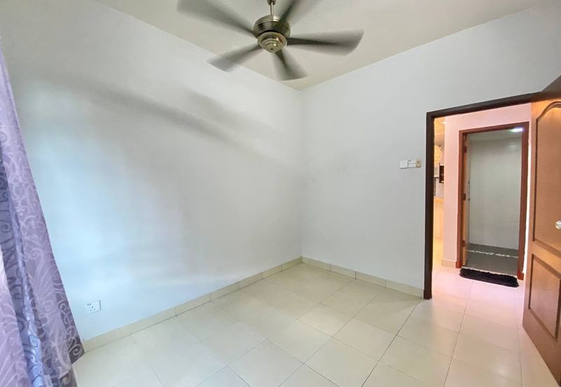 Villa Park Condominium