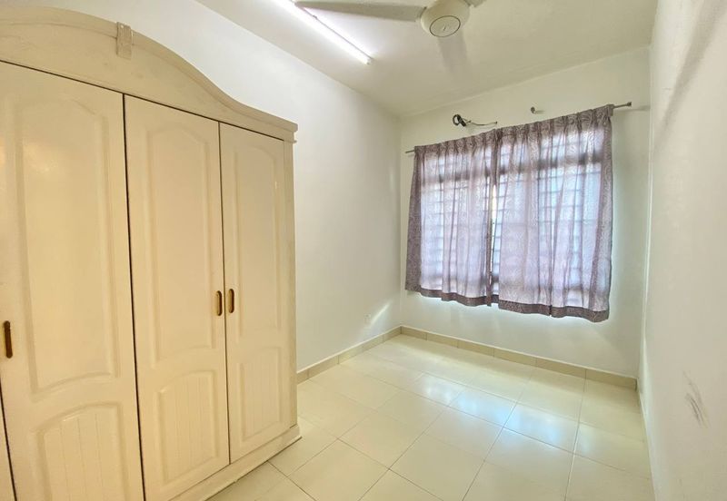 Villa Park Condominium