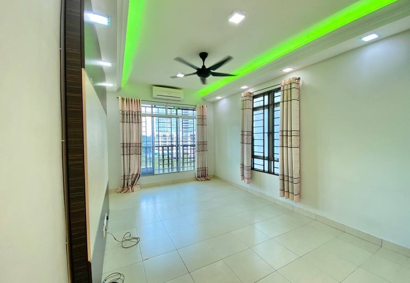 Villa Park Condominium