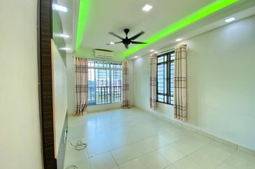 Villa Park Condominium