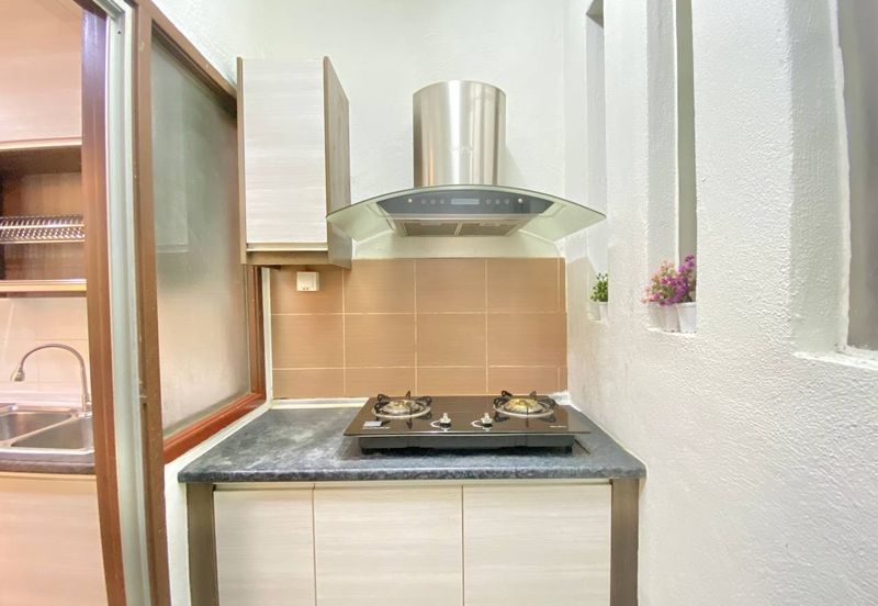 Villa Park Condominium