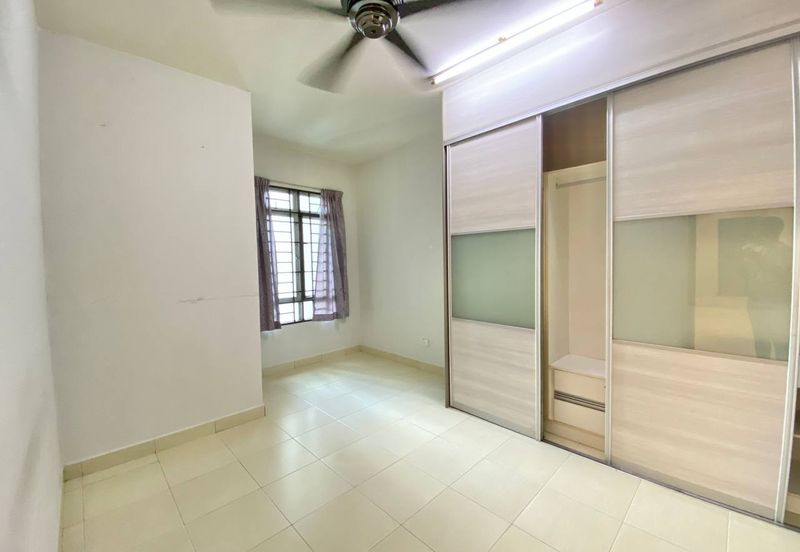 Villa Park Condominium