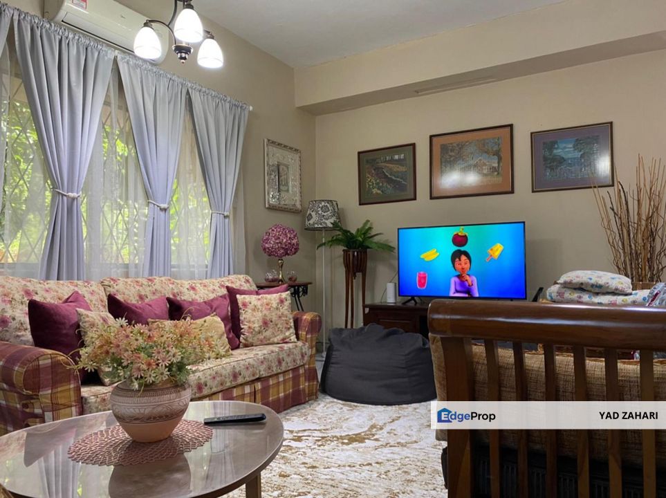 4495 SQFT Area Bungalow Double Storey @ Taman Sri Kajang, Selangor, Kajang