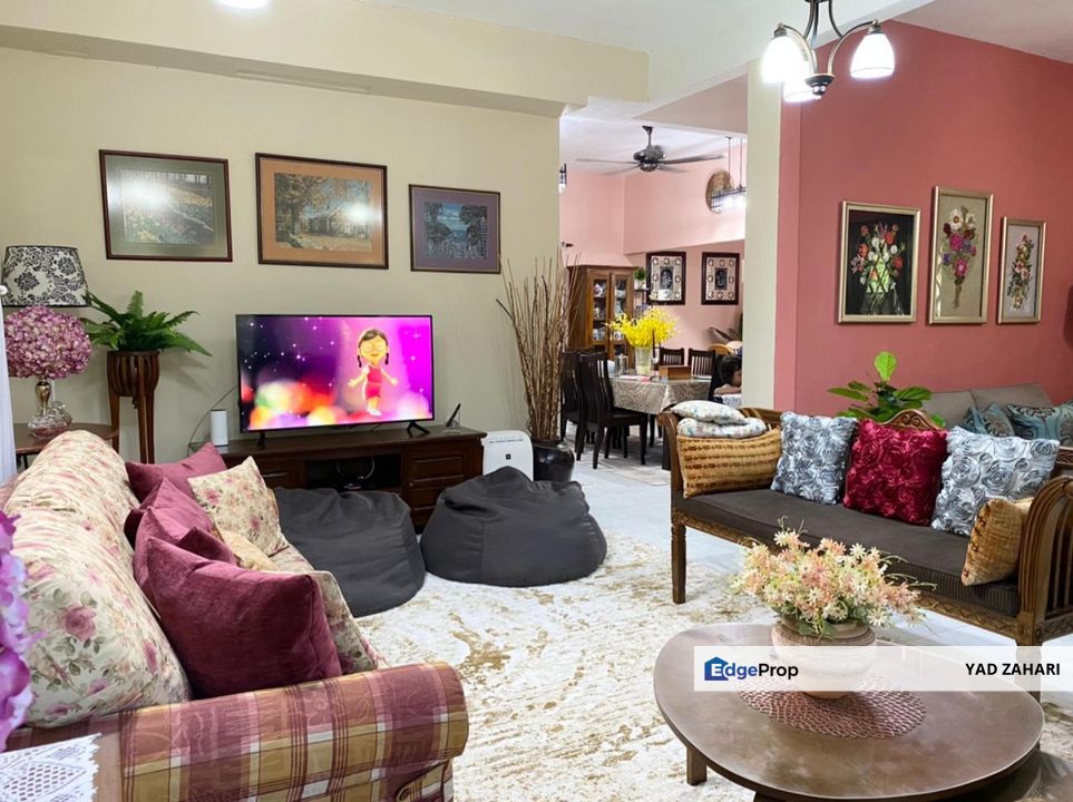 4495 SQFT Area Bungalow Double Storey @ Taman Sri Kajang, Selangor, Kajang