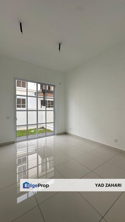  Facing Garden with 6 Rooms 2-Storey Semi-D @ Stoneridge, Eco Majestic Semenyih, Selangor, Semenyih