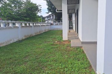 Cradleton @ Eco Majestic